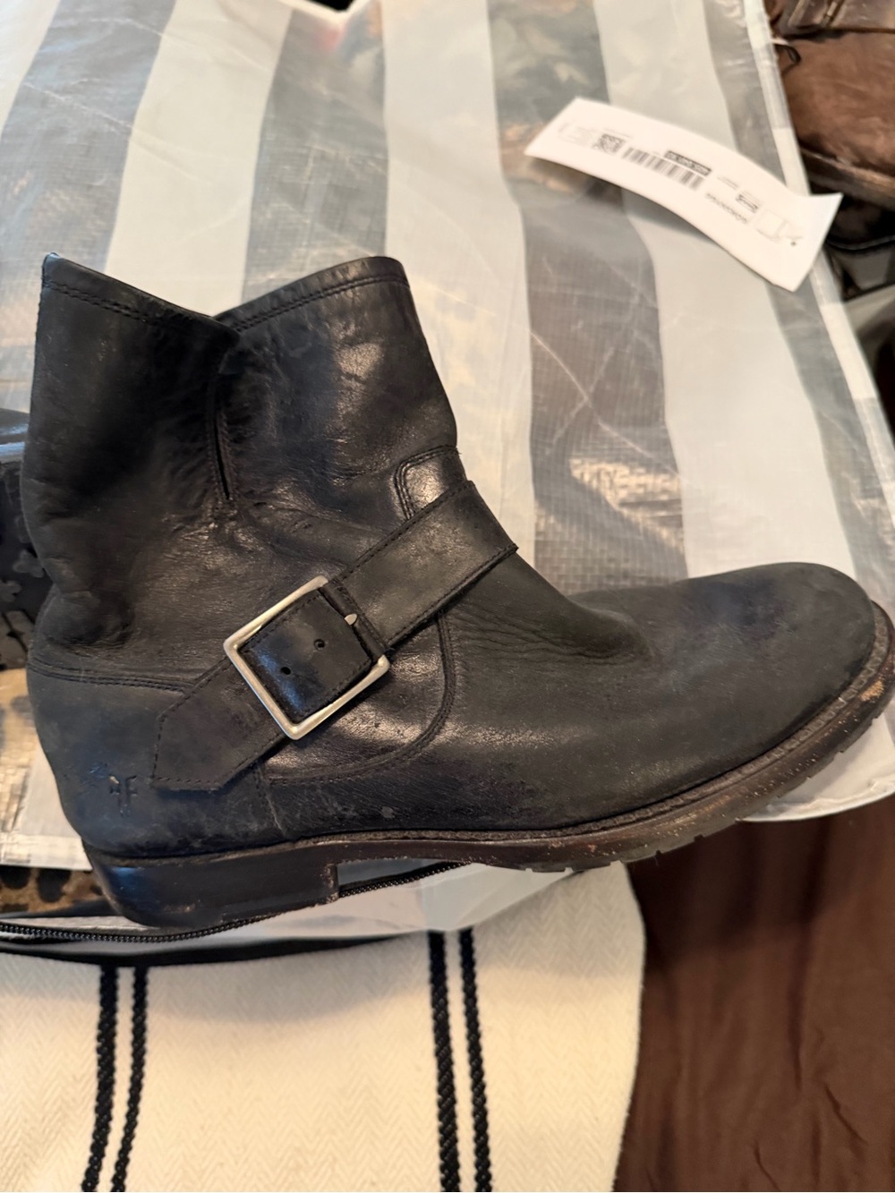 Vintage Frye Natalie engineer short ankle boot